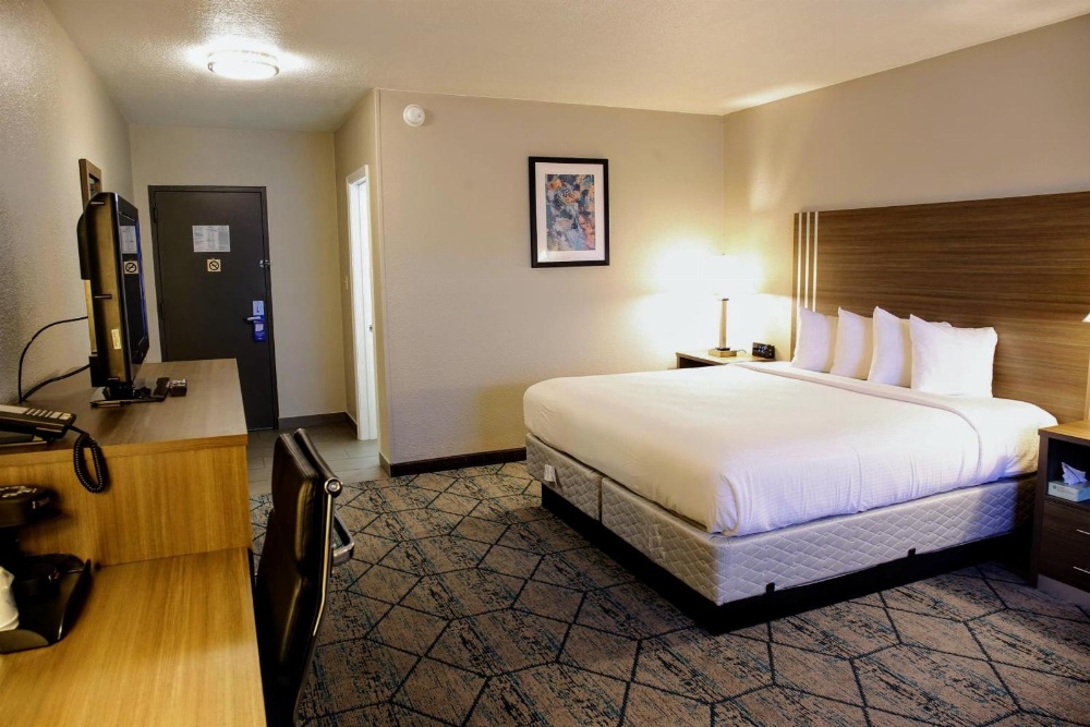 Baymont by Wyndham Effingham